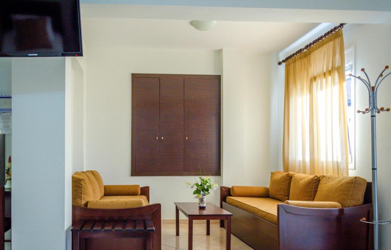 Delfini Hotel Skala Potamia  Extérieur photo