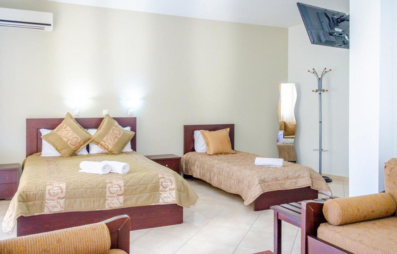 Delfini Hotel Skala Potamia  Extérieur photo